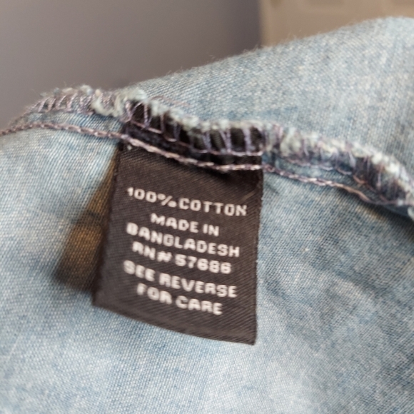 New Look Button-Down Top NWT Size Large - Picture 10 of 10